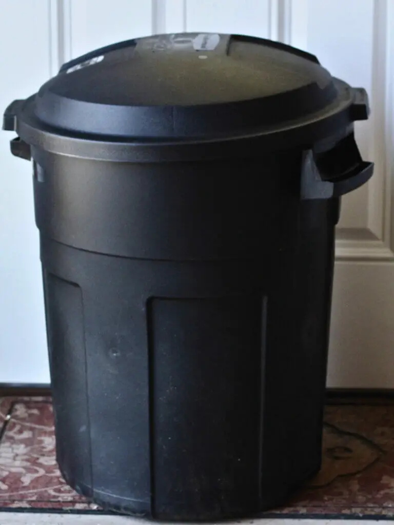 rubber trash can