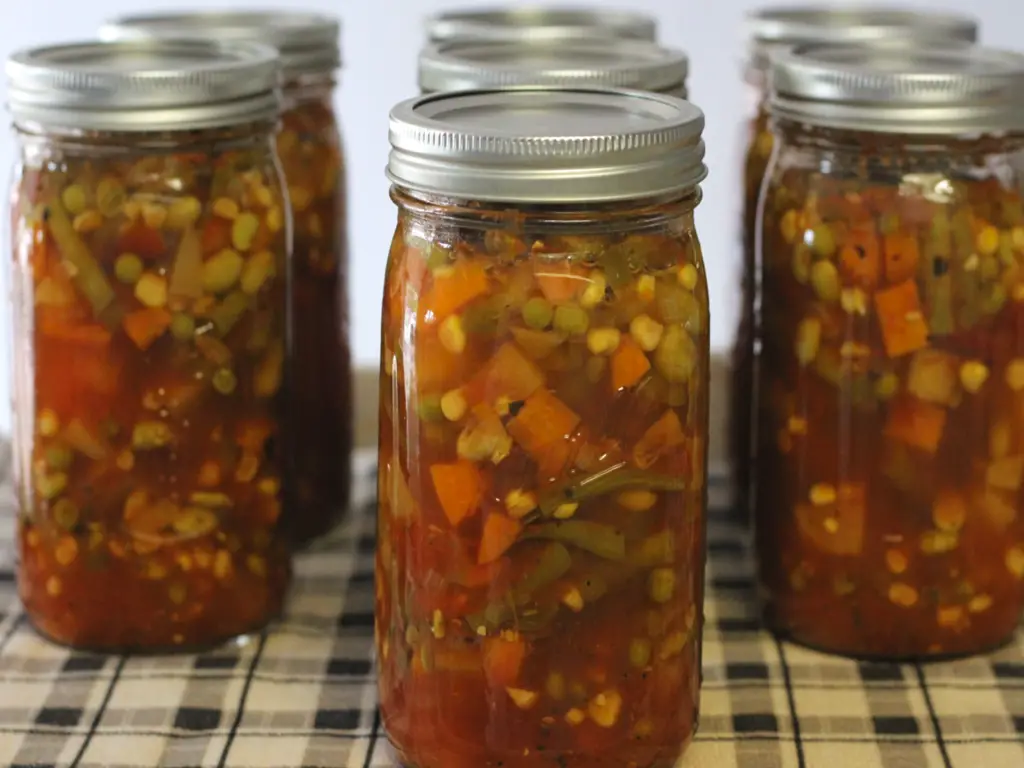 jars of processed homemade canned vegetable soup