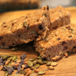 homemade chocolate chip peanut butter granola bars