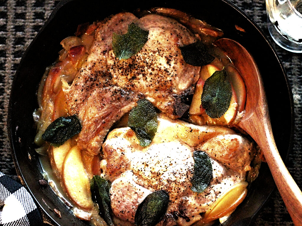 pork chops with apples and bacon