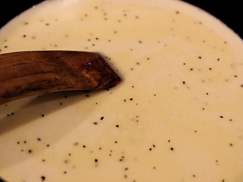 creamy garlic sauce